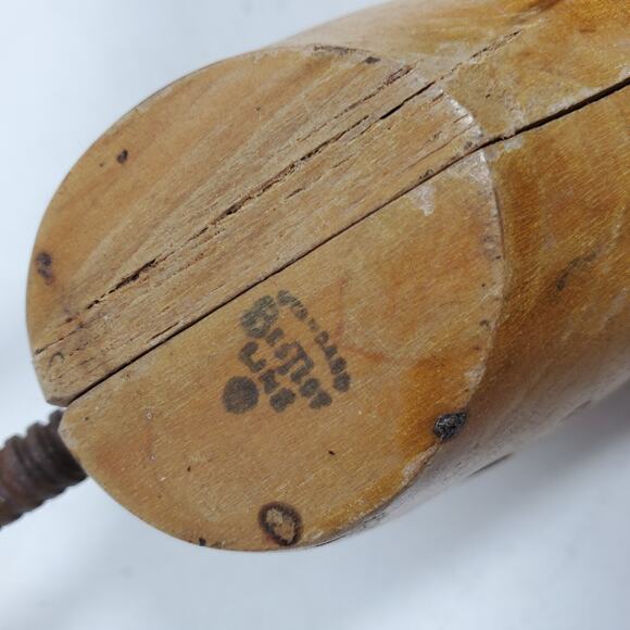 Vintage Geo E. Belcher Wood Shoe Stretcher No. 2 - Picture 2 of 8